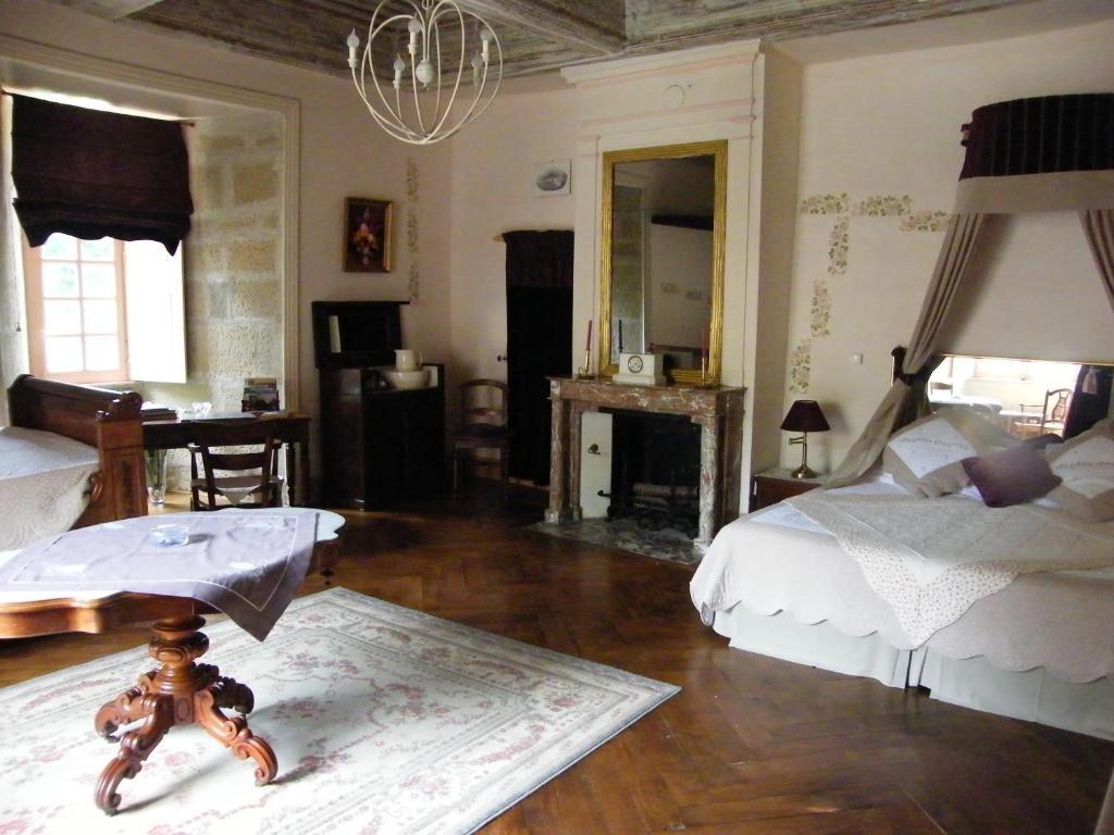 Chateau Des Martinanches Saint-Dier-dʼAuvergne Pokoj fotografie
