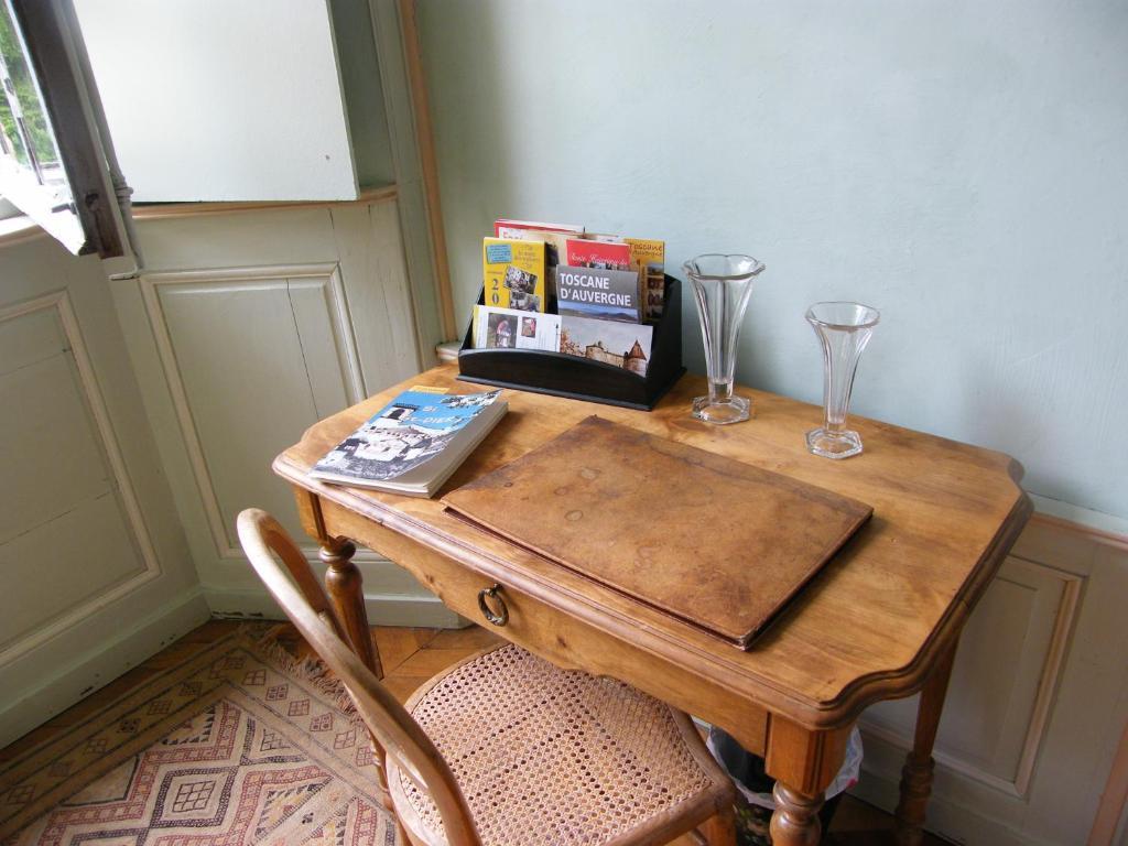 Chateau Des Martinanches Saint-Dier-dʼAuvergne Pokoj fotografie
